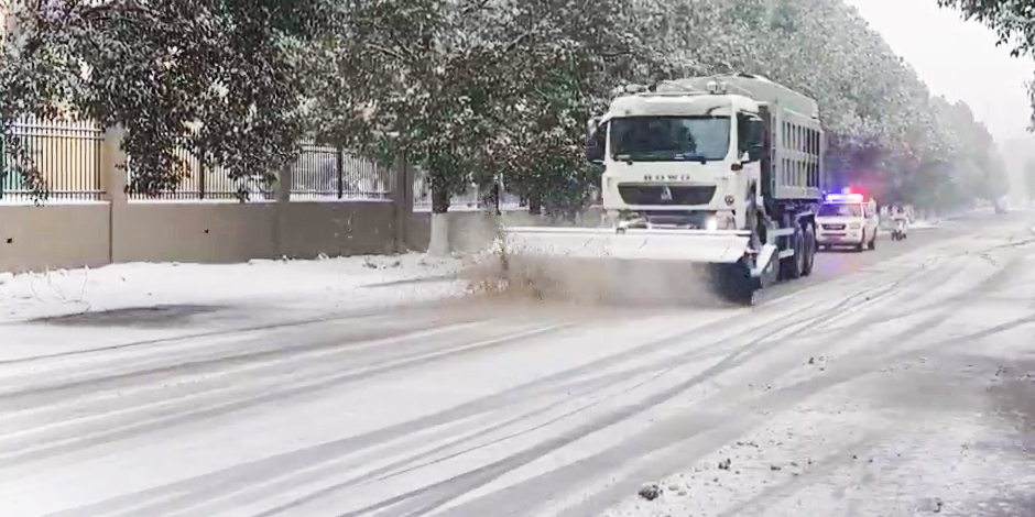 鸿运国际园林：战风雪 斗严寒 保流通